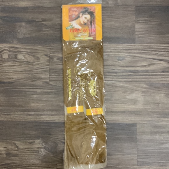 ZURY KANEKALON BRAID HAIR….#27 - Picture 3 of 4